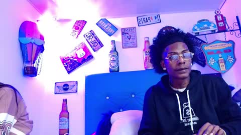 Snapshot of lili_roussi chatting on October 12, 2025, 12:31 am lili_roussi online show from October 12, 2025, 12:31 am