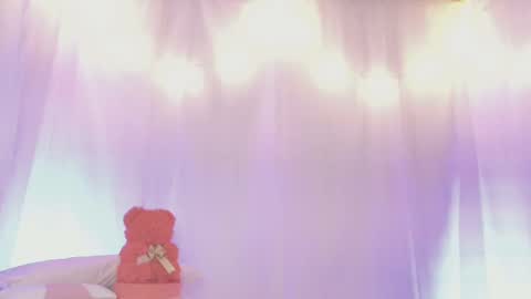 Snapshot of lili_tay chatting on September 29, 2025, 10:47 pm Lili online show from September 29, 2025, 10:47 pm