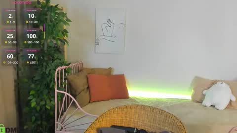 Lilian online show from September 15, 2025, 12:10 am