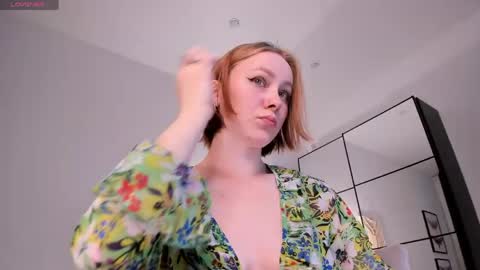 Snapshot of lilian_kroft chatting on May 7, 2026, 11:59 am LIL online show from May 7, 2026, 11:59 am