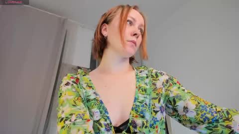 Snapshot of lilian_kroft chatting on May 14, 2026, 11:39 am LIL online show from May 14, 2026, 11:39 am