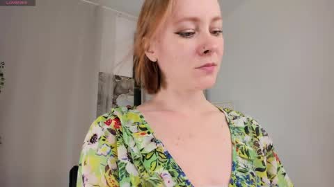 Snapshot of lilian_kroft chatting on May 31, 2026, 12:12 pm LIL online show from May 31, 2026, 12:12 pm
