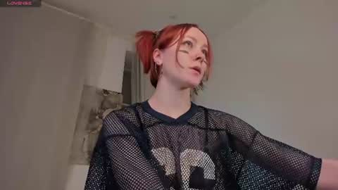 Snapshot of lilian_kroft chatting on June 15, 2026, 12:07 pm LIL online show from June 15, 2026, 12:07 pm