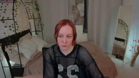 Snapshot of lilian_kroft chatting on June 16, 2026, 12:52 pm LIL online show from June 16, 2026, 12:52 pm