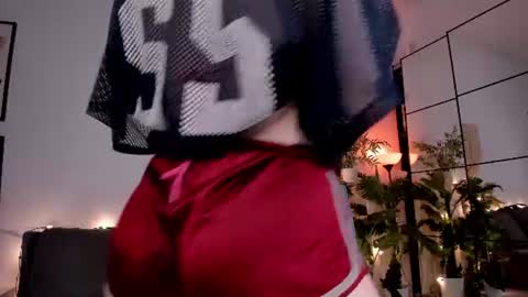 Snapshot of lilian_kroft chatting on June 22, 2026, 3:09 pm LIL online show from June 22, 2026, 3:09 pm