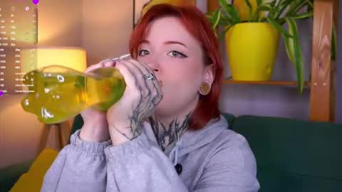 Snapshot of lilianadao chatting on October 17, 2025, 1:57 pm Anika online show from October 17, 2025, 1:57 pm