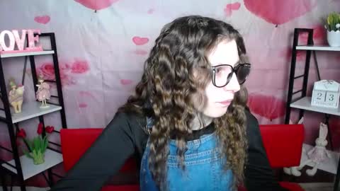 lilianashine online show from February 24, 2026, 6:11 am