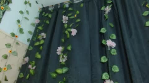 Snapshot of liliandoll chatting on February 12, 2026, 8:04 pm yesica online show from February 12, 2026, 8:04 pm