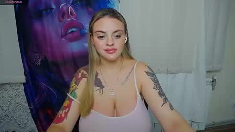 Snapshot of liliaterenzi_ chatting on July 13, 2026, 6:38 am Lilia online show from July 13, 2026, 6:38 am