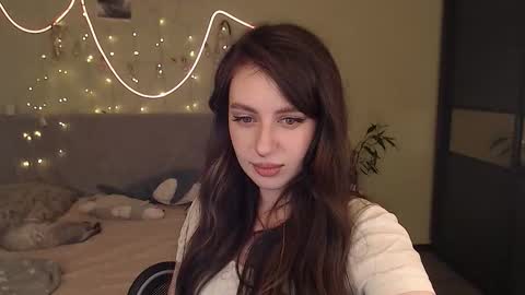 Lilu online show from November 10, 2025, 3:49 am