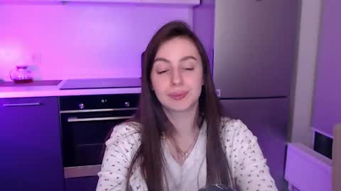 Lilu online show from April 29, 2026, 1:43 am