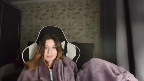 Snapshot of liliawoolf chatting on November 17, 2025, 7:30 pm liliawoolf online show from November 17, 2025, 7:30 pm