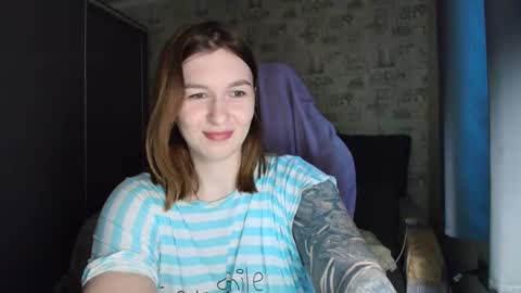 liliawoolf online show from December 4, 2025, 6:34 am