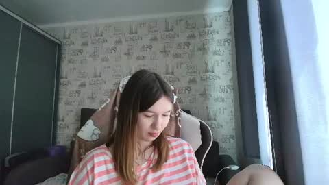 Snapshot of liliawoolf chatting on June 17, 2026, 7:44 am liliawoolf online show from June 17, 2026, 7:44 am
