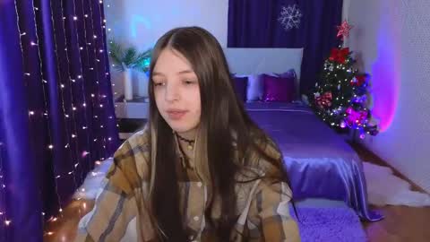 Snapshot of lilibakery chatting on December 23, 2024, 2:24 am Lili Bakery online show from December 23, 2024, 2:24 am