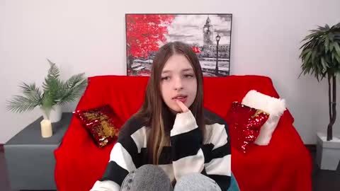 Snapshot of lilibakery chatting on January 28, 2025, 5:11 am Lili Bakery online show from January 28, 2025, 5:11 am