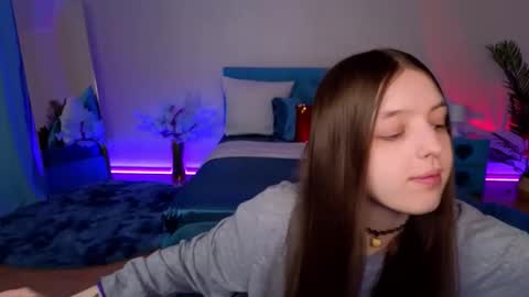 Lili Bakery online show from May 2, 2026, 2:27 am