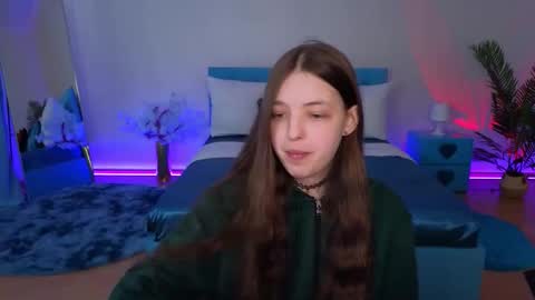 Lili Bakery online show from May 4, 2026, 4:41 am