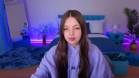 Lili Bakery online show from June 20, 2026, 1:09 am