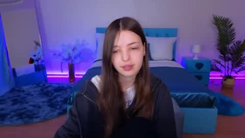 Lili Bakery online show from June 30, 2026, 2:45 am