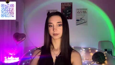 Lina online show from April 25, 2026, 10:40 pm