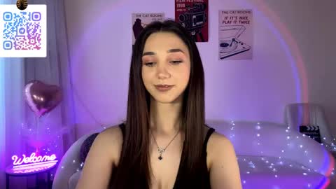 Snapshot of lilihalvorsen chatting on May 19, 2026, 1:56 am Lina online show from May 19, 2026, 1:56 am