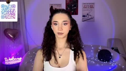 Snapshot of lilihalvorsen chatting on June 8, 2026, 10:32 pm Lina online show from June 8, 2026, 10:32 pm