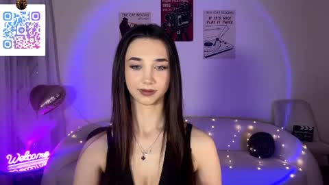 Snapshot of lilihalvorsen chatting on June 21, 2026, 10:23 pm Lina online show from June 21, 2026, 10:23 pm