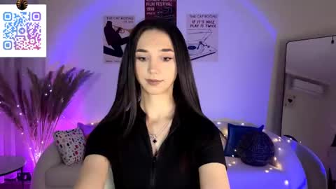 Snapshot of lilihalvorsen chatting on July 5, 2026, 10:28 pm Lina online show from July 5, 2026, 10:28 pm