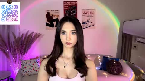 Snapshot of lilihalvorsen chatting on July 21, 2026, 10:45 pm Lina online show from July 21, 2026, 10:45 pm