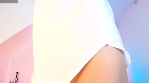 Snapshot of liliith_savett chatting on July 30, 2026, 1:43 pm Lilith Savett online show from July 30, 2026, 1:43 pm