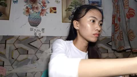 Snapshot of lililaban chatting on May 31, 2026, 6:09 pm Evelyn online show from May 31, 2026, 6:09 pm