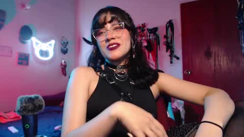 Snapshot of lililiu chatting on January 16, 2025, 2:19 am Molly online show from January 16, 2025, 2:19 am