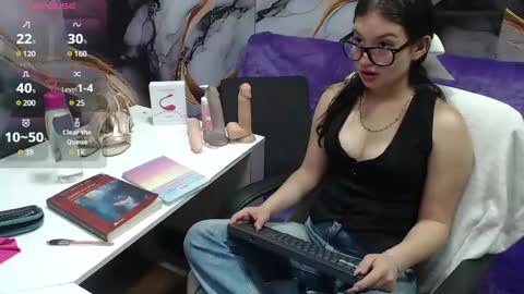 lilimini online show from February 26, 2025, 7:27 pm