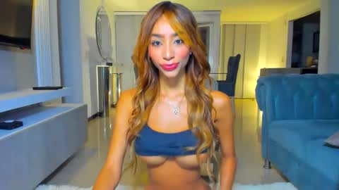 Lili  online show from May 2, 2026, 11:54 pm