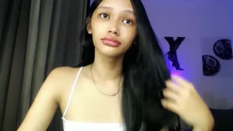 Chloe online show from May 22, 2026, 9:04 am