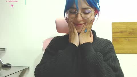 Lilith  online show from May 1, 2026, 3:11 am