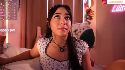Lilith Rosse online show from April 28, 2026, 7:52 pm