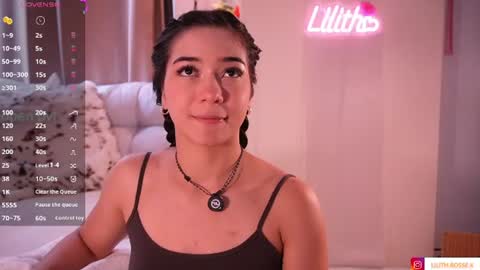 Lilith Rosse online show from July 27, 2026, 3:19 pm