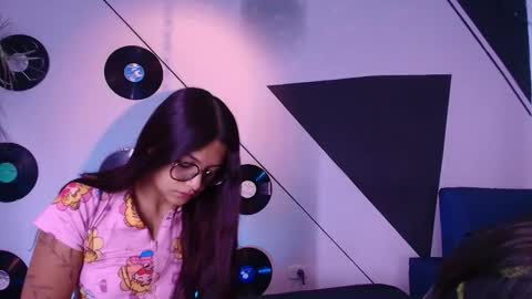 Lilith and Khloe  online show from March 17, 2026, 11:24 am