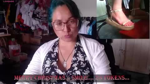 Snapshot of lilith_camp chatting on December 24, 2024, 6:28 pm Laura lopez online show from December 24, 2024, 6:28 pm
