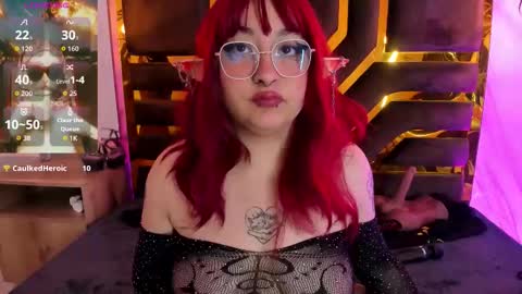 Snapshot of lilith_curvy chatting on November 18, 2025, 8:57 pm online show from November 18, 2025, 8:57 pm
