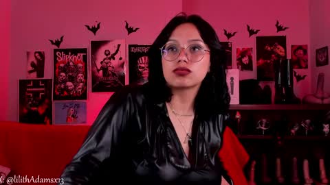 Snapshot of lilith_deveraux_ chatting on April 11, 2026, 7:45 am MISTRESS LILITH online show from April 11, 2026, 7:45 am