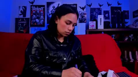 Snapshot of lilith_deveraux_ chatting on April 20, 2026, 3:48 pm MISTRESS LILITH online show from April 20, 2026, 3:48 pm