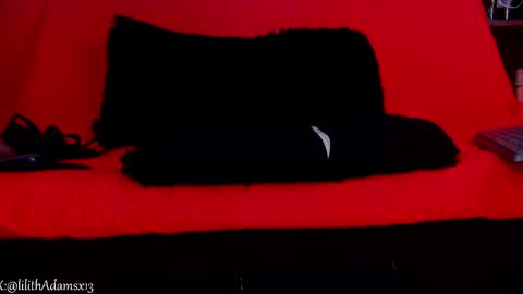 Snapshot of lilith_deveraux_ chatting on May 15, 2026, 6:26 pm MISTRESS LILITH online show from May 15, 2026, 6:26 pm