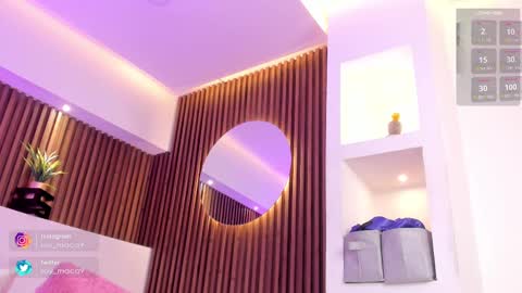 Lilith Gray online show from February 14, 2025, 9:56 am