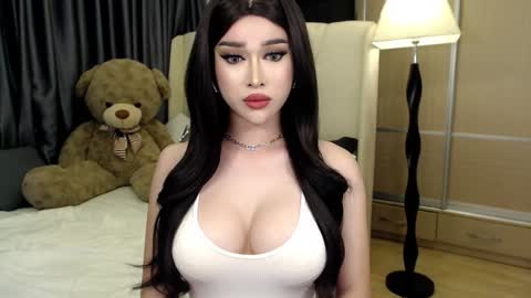 QUEEN LILITH BORBON online show from January 31, 2025, 4:14 am