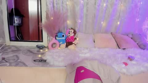 Lilith Salvatore online show from May 19, 2026, 1:22 am