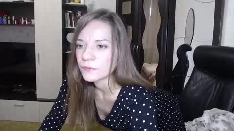 lilith small21 online show from September 24, 2025, 9:12 am