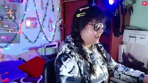 lilith_tyler online show from May 2, 2026, 11:26 am